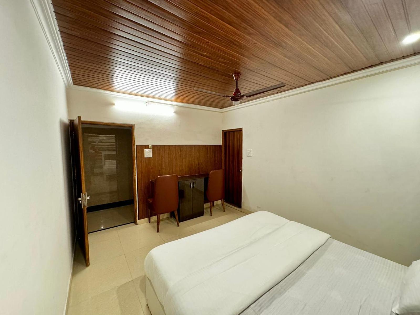 Hotel Walk Inn Faridabad Exterior foto